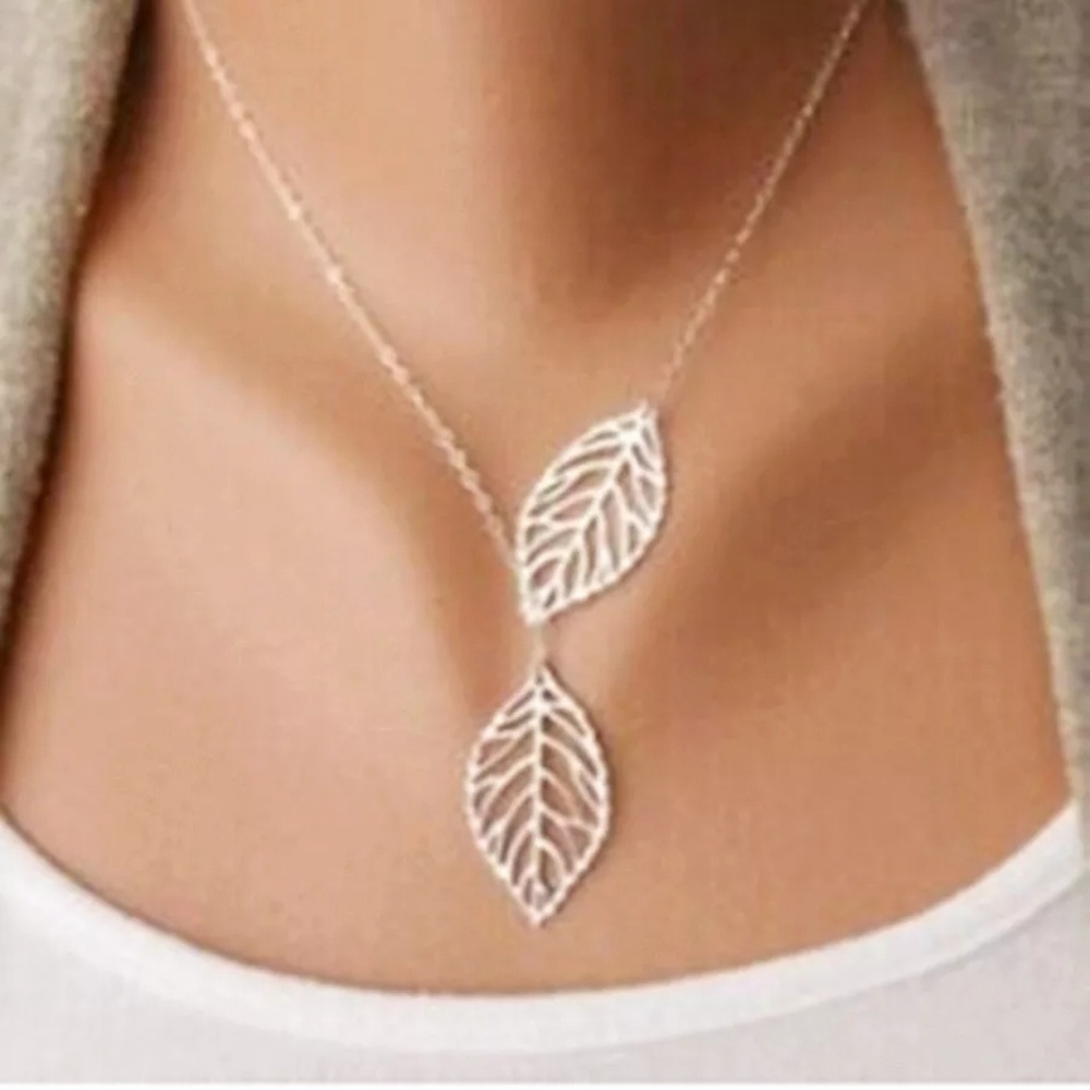 Two Leaf Pendants Necklace Chain multi layer